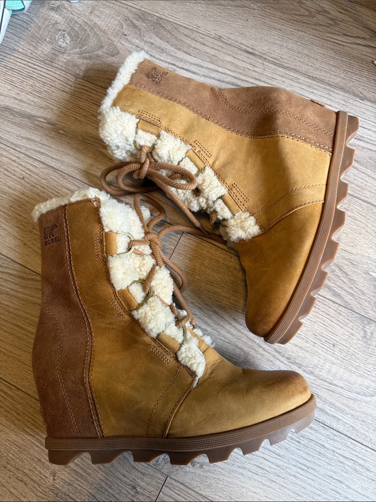 Sorel Shoes - Sorel Joan Of Arc Wedge ll Shearling Suede Leather Tan Brown Boots Booties 8.5